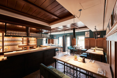 A-ROSA Kurhaus Binz: Bar/Lounge