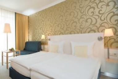 TOP CityLine Hotel Zettler: Zimmer