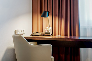 Leonardo Hannover Medical Park: Zimmer