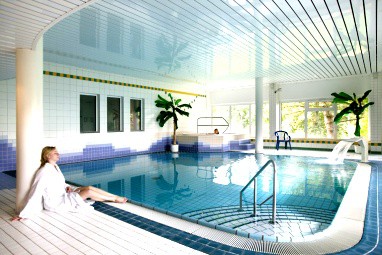 TRYP by Wyndham Bad Bramstedt: Pool