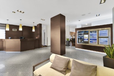 NH Stuttgart Sindelfingen: Lobby