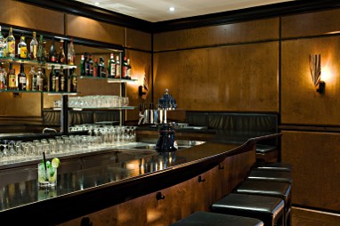 NH Deggendorf: Bar/Lounge