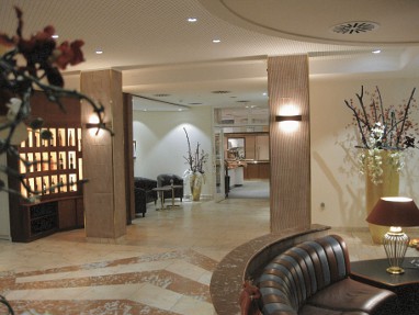 BEST WESTERN Parkhotel Weingarten: Lobby