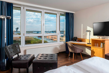 Mövenpick Hotel Nürnberg-Airport by Revo: Zimmer