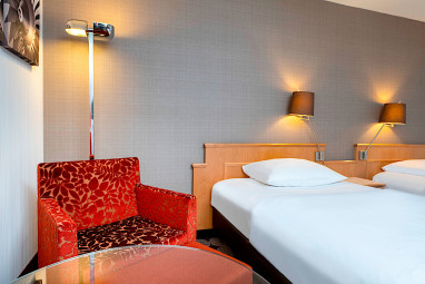 Mövenpick Hotel Nürnberg-Airport by Revo: Zimmer