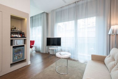 NH Collection Berlin Friedrichstrasse: Suite