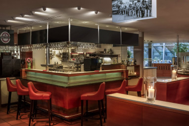 Mövenpick Hotel München-Airport by Revo: Bar/Lounge