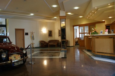 The Royal Inn Regent Gera: Lobby