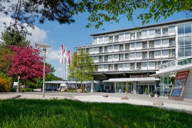 Kongresshotel Potsdam am Templiner See: Außenansicht