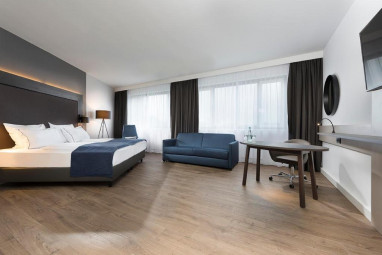 Holiday Inn Berlin City-West: Zimmer