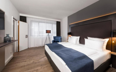 Holiday Inn Berlin City-West: Zimmer