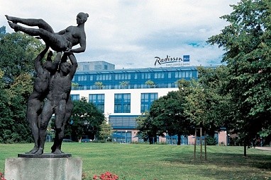 Radisson Blu Fürst Leopold Hotel, Dessau: Außenansicht