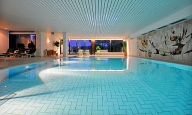 BEST WESTERN PREMIER Hotel Krautkrämer: Pool