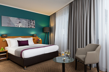 Leonardo Hotel Düsseldorf City Center: Zimmer