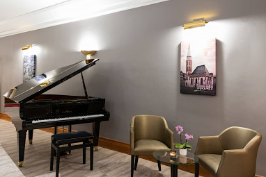 Leonardo Frankfurt City South: Bar/Lounge