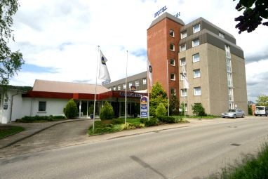 Best Western Queens Hotel Pforzheim-Niefern: Außenansicht