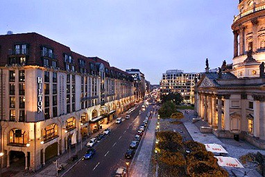 Hilton Berlin: Außenansicht