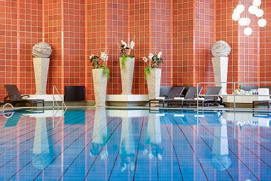 Steigenberger Hotel Bad Neuenahr: Pool