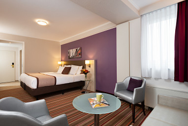 Leonardo Köln: Zimmer