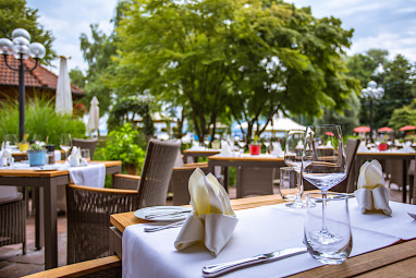 Yachthotel Chiemsee GmbH: Restaurant