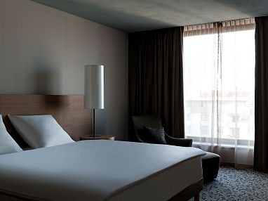 Pullman Basel Europe Hotel: Zimmer