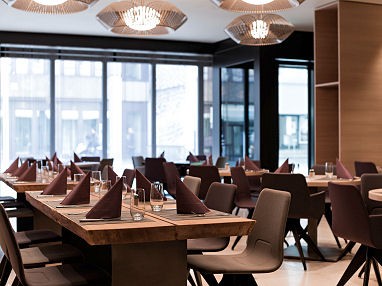 Pullman Basel Europe Hotel: Restaurant