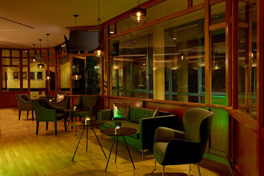H+ Hotel Stuttgart Herrenberg by Revo: Bar/Lounge