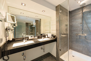 NOVINA HOTEL Wöhrdersee Nürnberg City: Zimmer