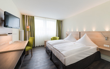 NOVINA HOTEL Wöhrdersee Nürnberg City: Zimmer