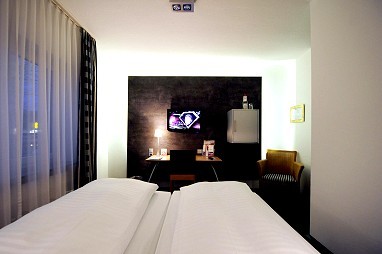 Hotel amadeus: Zimmer