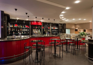 TRYP Düsseldorf Airport: Bar/Lounge