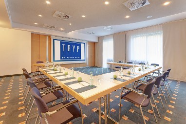 TRYP Düsseldorf Airport: Tagungsraum