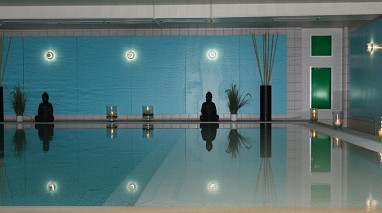 aqualux Wellness u. Tagungshotel: Pool