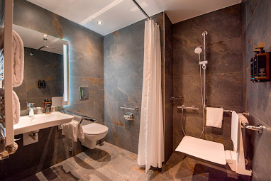 Mercure Hotel Garmisch-Partenkirchen by Revo: Zimmer