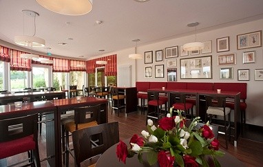 BEST WESTERN PREMIER Castanea Resort Hotel: Bar/Lounge