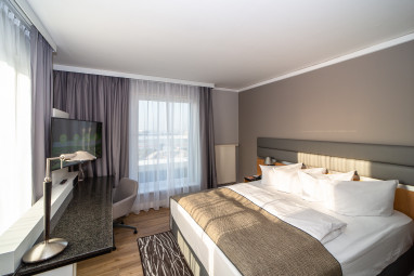 Holiday Inn Berlin Airport Conference Centre: Zimmer