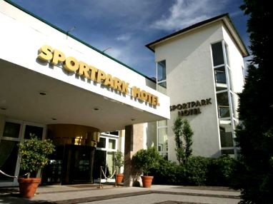 COURT Hotel: Außenansicht