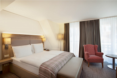 Holiday Inn Nürnberg City Centre: Zimmer