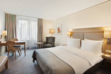 Holiday Inn Nürnberg City Centre: Zimmer