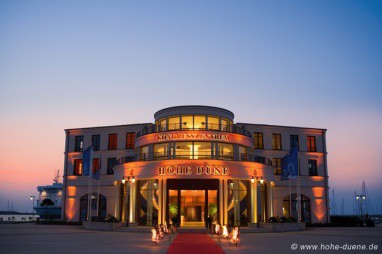 Yachthafenresidenz Hohe Düne Yachting & SPA Resort: Außenansicht