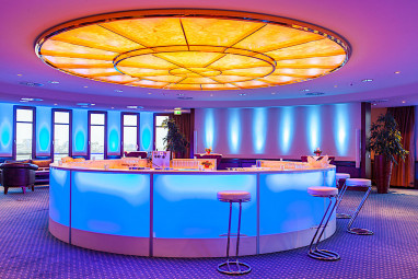 Yachthafenresidenz Hohe Düne Yachting & SPA Resort: Restaurant