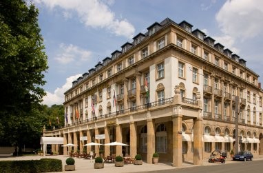 Schlosshotel Karlsruhe: Außenansicht