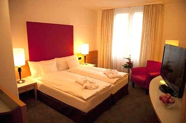 DORMERO Hotel Königshof: Zimmer
