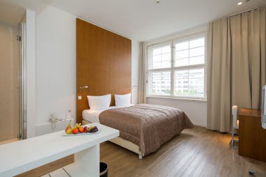 ELLINGTON HOTEL BERLIN: Zimmer