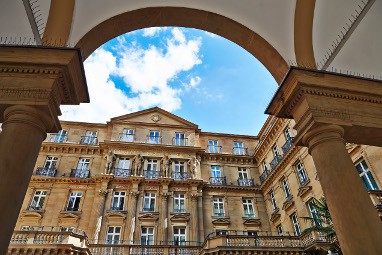 Steigenberger Frankfurter Hof: Außenansicht