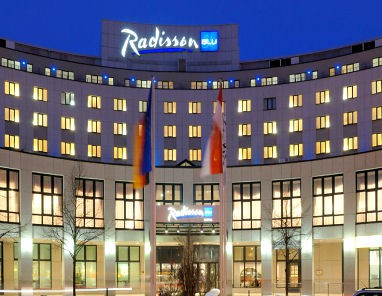 Radisson Blu Hotel Cottbus: Außenansicht