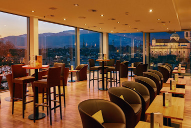 H4 Hotel Solothurn by Revo: Bar/Lounge