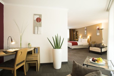 NH Zurich Airport: Suite