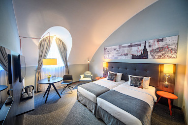 Holiday Inn Lübeck : Zimmer