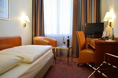 GÜNNEWIG HOTEL ESPLANADE : Zimmer